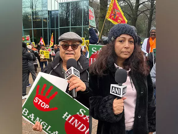 Toronto में बांग्लादेशी वाणिज्य दूतावास के बाहर कनाडाई हिंदुओं ने किया विरोध प्रदर्शन