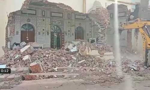 Fatehpur में 180 साल पुरानी नूरी मस्जिद का हिस्सा अतिक्रमण के चलते गिराया गया
