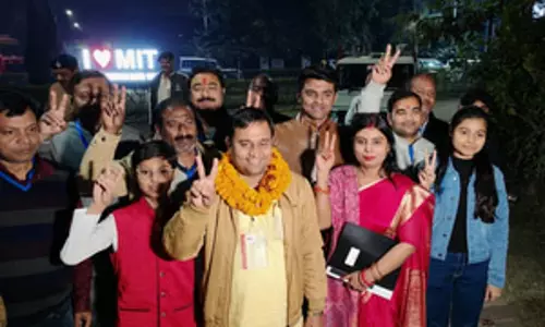 एक प्रत्याशी ऐसा भी : नौकरी से निलंबित, उपचुनाव में उतरे, फिर बन गए एमएलसी