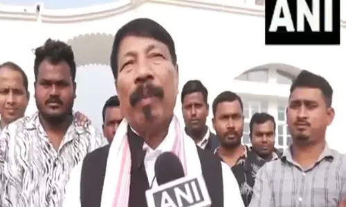 Assam मंत्री अतुल बोरा ने बांग्लादेश में हिंदुओं के उत्पीड़न पर कार्रवाई का आग्रह किया