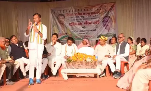 किसानों के साथ षड्यंत्र कर रही है सरकार : दीपक बैज