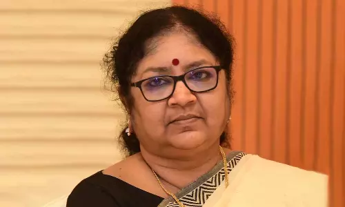 Kerala: मंत्री के हस्तक्षेप, नियमन के बावजूद अतिथि शिक्षकों को वेतन नहीं Kerala: मंत्री के हस्तक्षेप, नियमन के बावजूद अतिथि शिक्षकों को वेतन नहीं