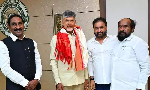 AP: बीदा-कृष्णैया और सना सतीश ने तीन राज्यसभा सीटों के लिए पर्चा दाखिल किया