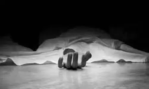 मानसिक तनाव के कारण तमिलनाडु के एक चिकित्सक ने आत्महत्या का प्रयास किया मानसिक तनाव के कारण तमिलनाडु के एक चिकित्सक ने आत्महत्या का प्रयास किया