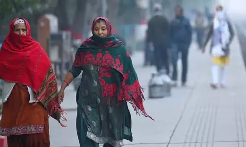 Delhi cold wave: राजधानी में मौसम का सबसे ठंडा दिन, तापमान 4.9 डिग्री Delhi cold wave: राजधानी में मौसम का सबसे ठंडा दिन, तापमान 4.9 डिग्री