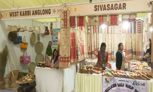 Assam: 50 वर्षीय महिला उद्यमी ने पारंपरिक मुगा रेशम उद्योग को पुनर्जीवित किया