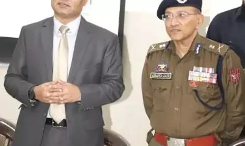 एडीजीपी सीआईडी जम्मू में समापन समारोह में शामिल हुए एडीजीपी सीआईडी जम्मू में समापन समारोह में शामिल हुए