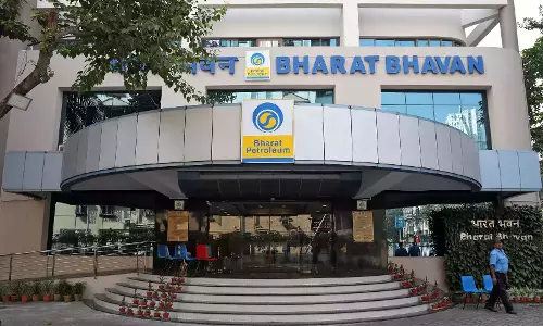 भारत पेट्रोलियम कॉर्पोरेशन शेयर की कीमत में 1.17% ऊपर भारत पेट्रोलियम कॉर्पोरेशन शेयर की कीमत में 1.17% ऊपर