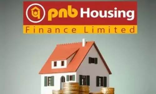 PNB हाउसिंग फाइनेंस शेयर की कीमत में -2.95% कम