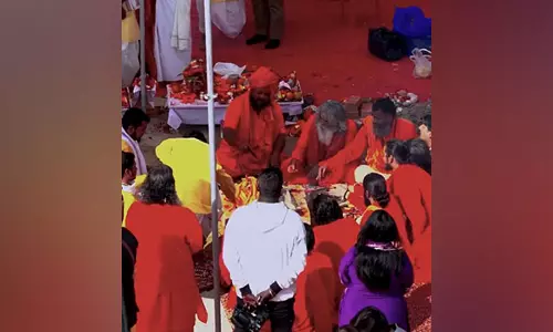 Maha Kumbh: अखाड़ों ने प्रबंधन को कारगर बनाने के लिए डिजिटल तकनीक को अपनाया
