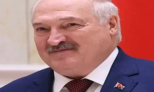 लुकाशेंको ने Belarus में परमाणु हथियारों की मौजूदगी की पुष्टि की लुकाशेंको ने Belarus में परमाणु हथियारों की मौजूदगी की पुष्टि की