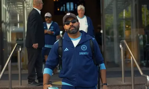 Rohit Sharma की अगुआई वाली टीम इंडिया ऑस्ट्रेलिया के खिलाफ तीसरे टेस्ट से पहले ब्रिसबेन पहुंची
