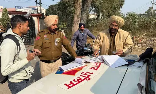 Jalandhar: यातायात उल्लंघन और छेड़छाड़ के खिलाफ अभियान तेज Jalandhar: यातायात उल्लंघन और छेड़छाड़ के खिलाफ अभियान तेज