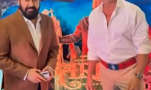 Mohanlal ने ‘बारोज’ के ट्रेलर लॉन्च पर अक्षय कुमार का गर्मजोशी से स्वागत किया