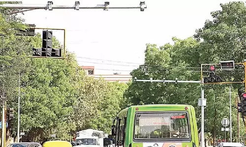 शहर के सिग्नलों में VAC यातायात प्रणाली स्थापित की