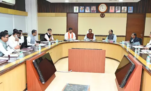 विष्णुदेव सरकार ने अतिशेष धान की नीलामी करने का लिया फैसला विष्णुदेव सरकार ने अतिशेष धान की नीलामी करने का लिया फैसला