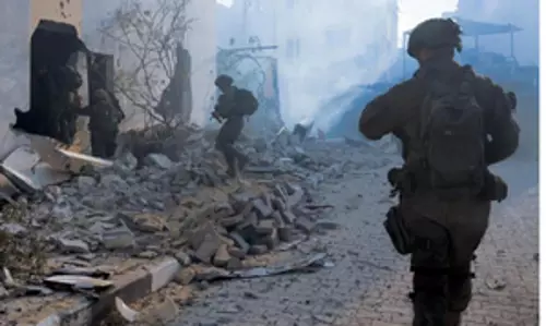 इजरायल और मिस्र के सुरक्षा अधिकारियों ने Gaza में संभावित युद्धविराम समझौते पर चर्चा की इजरायल और मिस्र के सुरक्षा अधिकारियों ने Gaza में संभावित युद्धविराम समझौते पर चर्चा की