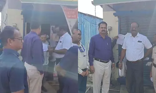 Titwala में टैक्स डिफाल्टरों की 2 करोड़ रुपए की संपत्ति जब्त Titwala में टैक्स डिफाल्टरों की 2 करोड़ रुपए की संपत्ति जब्त