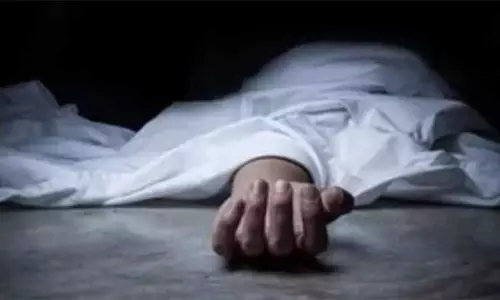 Shivamogga: माता-पिता की डांट से क्षुब्ध होकर छात्र ने की आत्महत्या Shivamogga: माता-पिता की डांट से क्षुब्ध होकर छात्र ने की आत्महत्या
