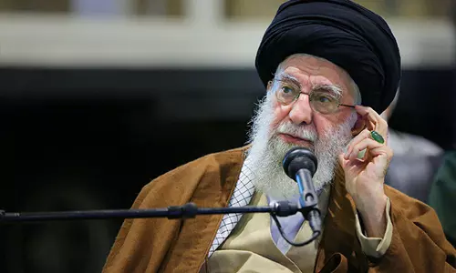 Iran के सर्वोच्च नेता अयातुल्ला अली खामेनेई ने सीरिया संकट को अमेरिका-इजराइल की संयुक्त साजिश बताया Iran के सर्वोच्च नेता अयातुल्ला अली खामेनेई ने सीरिया संकट को अमेरिका-इजराइल की संयुक्त साजिश बताया