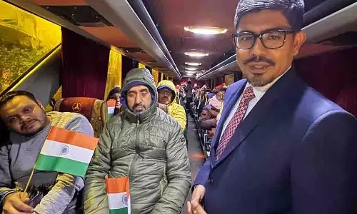 India ने सीरिया से कश्मीर के 44 जायरीन सहित 75 भारतीयों को सुरक्षित निकाला India ने सीरिया से कश्मीर के 44 जायरीन सहित 75 भारतीयों को सुरक्षित निकाला