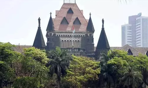 Bombay हाईकोर्ट ने शिवसेना चुनाव विवाद पर फैसला सुरक्षित रखा Bombay हाईकोर्ट ने शिवसेना चुनाव विवाद पर फैसला सुरक्षित रखा