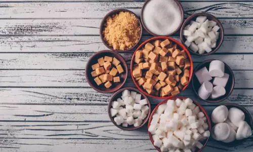 Desi खांड, गुड़, बूरा, मिश्री और चीनी के बीच अंतर, नहीं पता तो जानिए Desi खांड, गुड़, बूरा, मिश्री और चीनी के बीच अंतर, नहीं पता तो जानिए