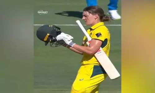 Australia ने तीसरे वनडे में भारत को 83 रन से हराया, महिला क्रिकेट में 3-0 से क्लीन स्वीप Australia ने तीसरे वनडे में भारत को 83 रन से हराया, महिला क्रिकेट में 3-0 से क्लीन स्वीप