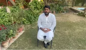 महाराष्ट्र के परभणी में विरोध प्रदर्शन मामले में फहाद अहमद ने दी प्रतिक्रिया महाराष्ट्र के परभणी में विरोध प्रदर्शन मामले में फहाद अहमद ने दी प्रतिक्रिया