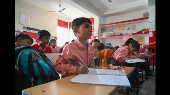Initiative स्कूलों में भारतीय भाषाओं को बढ़ावा देने की पहल Initiative स्कूलों में भारतीय भाषाओं को बढ़ावा देने की पहल