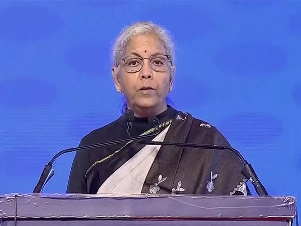 कांग्रेस के नेतृत्व वाली यूपीए सरकार में सार्वजनिक क्षेत्र के बैंकों को एटीएम की तरह माना गया: Sitharaman कांग्रेस के नेतृत्व वाली यूपीए सरकार में सार्वजनिक क्षेत्र के बैंकों को एटीएम की तरह माना गया: Sitharaman