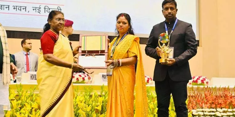 राष्ट्रपति ने राष्ट्रीय पंचायत पुरस्कार प्रदान किए राष्ट्रपति ने राष्ट्रीय पंचायत पुरस्कार प्रदान किए