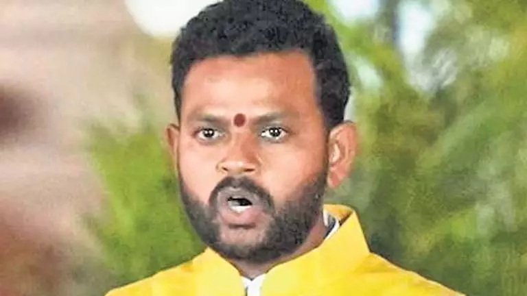 Ram Mohan Naidu: नागरिकों के लिए हवाई यात्रा को आसान बनाने के लिए प्रतिबद्ध Ram Mohan Naidu: नागरिकों के लिए हवाई यात्रा को आसान बनाने के लिए प्रतिबद्ध