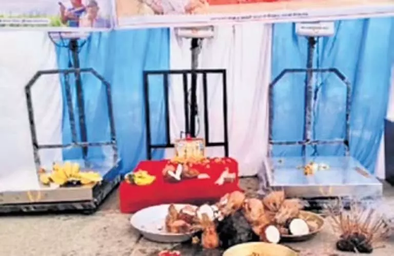 Odisha में पहले दिन नबरंगपुर की मंडियों में धान की बिक्री नहीं हुई Odisha में पहले दिन नबरंगपुर की मंडियों में धान की बिक्री नहीं हुई