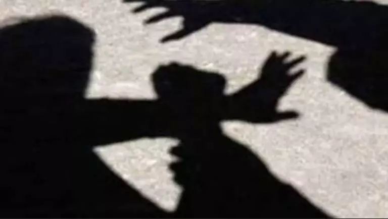 ओडिशा में RI कार्यालय के कर्मचारियों पर हमला करने के आरोप में एक व्यक्ति गिरफ्तार ओडिशा में RI कार्यालय के कर्मचारियों पर हमला करने के आरोप में एक व्यक्ति गिरफ्तार