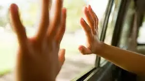 Ghaziabad: शराब पिलाकर चार माह की बच्ची को चोरी कर ले गया शातिर Ghaziabad: शराब पिलाकर चार माह की बच्ची को चोरी कर ले गया शातिर
