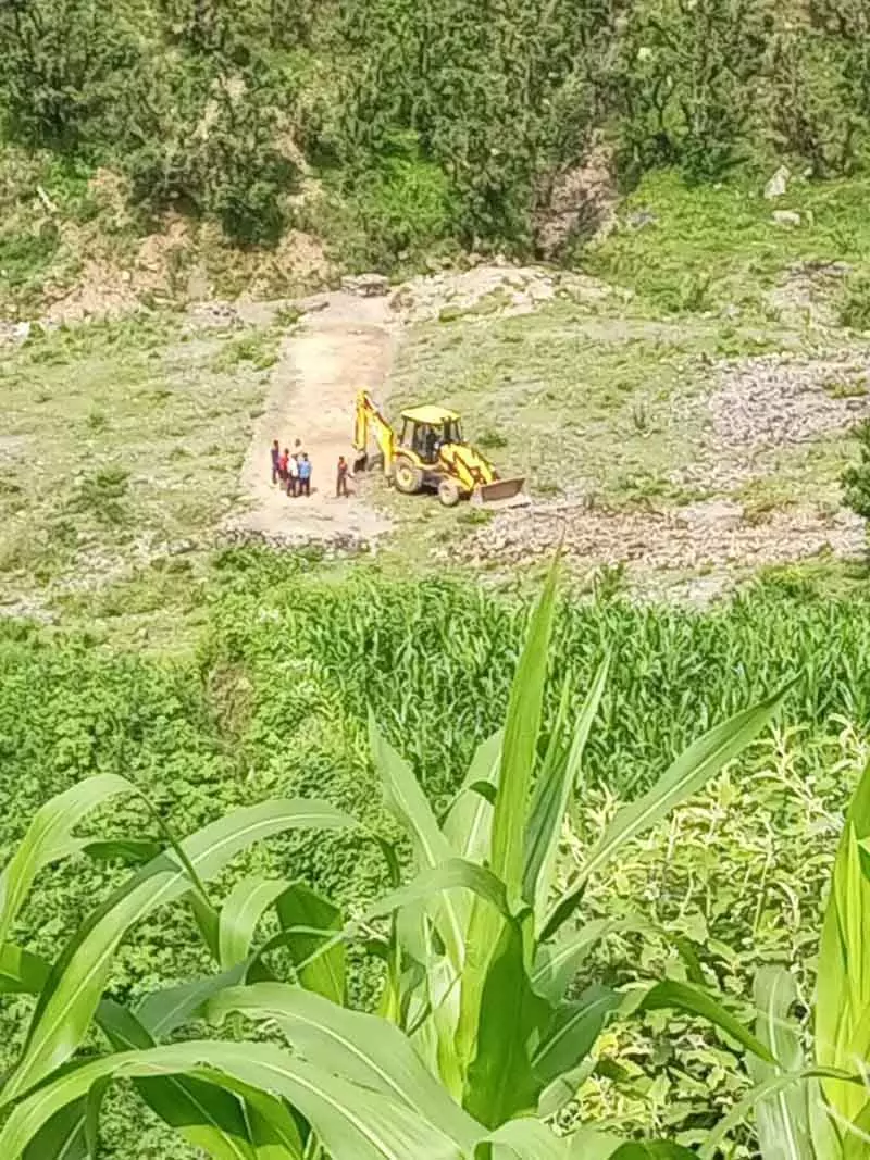 Dahar के युवाओं ने आकांक्षाओं को सशक्त बनाने के लिए खेल मैदान का निर्माण किया Dahar के युवाओं ने आकांक्षाओं को सशक्त बनाने के लिए खेल मैदान का निर्माण किया
