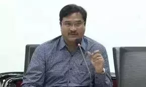 HYDRAA प्रमुख ने पेड्डा चेरुवु में गलत कार्यों के खिलाफ कार्रवाई की शपथ ली HYDRAA प्रमुख ने पेड्डा चेरुवु में गलत कार्यों के खिलाफ कार्रवाई की शपथ ली