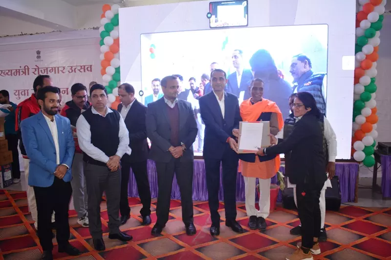 Baran: मुख्यमंत्री रोजगार उत्सव एवं युवा सम्मेलन में 272 चयनित अभ्यर्थियों को नियुक्ति पत्र दिए Baran: मुख्यमंत्री रोजगार उत्सव एवं युवा सम्मेलन में 272 चयनित अभ्यर्थियों को नियुक्ति पत्र दिए
