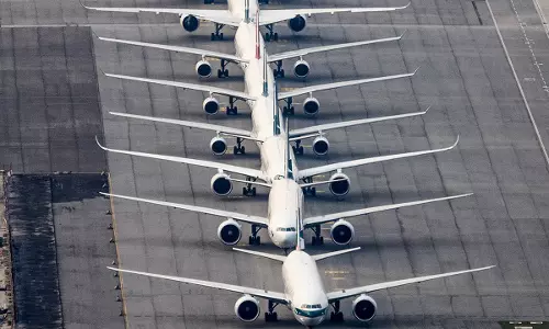 IATA ने 2025 में वैश्विक एयरलाइन उद्योग के लिए सकारात्मक दृष्टिकोण का अनुमान लगाया