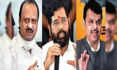 Fadnavis विवादित विभागों को अंतिम रूप देने के लिए अजित दिल्ली में Fadnavis विवादित विभागों को अंतिम रूप देने के लिए अजित दिल्ली में