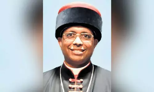 Kerala: पोप फ्रांसिस ने परंपरा तोड़ते हुए भारतीय मोनसिन्योर कूवाकड को कार्डिनल के रूप में पदोन्नत किया