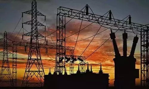 TG: ऊर्जा सचिव ने ग्रीष्मकाल के लिए विद्युत आपूर्ति की तैयारियों की समीक्षा की
