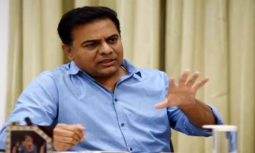 Telangana: केटीआर ने राहुल गांधी से चुनावी वादों को पूरा करने या माफी मांगने को कहा