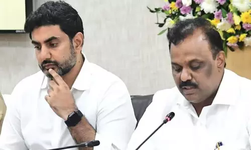 Andhra: अनागनी ने लोकेश को आंध्र प्रदेश का ब्रांड एंबेसडर बताया Andhra: अनागनी ने लोकेश को आंध्र प्रदेश का ब्रांड एंबेसडर बताया