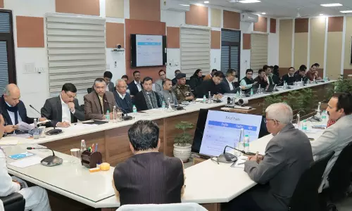Jaipur: राज्य सरकार की पहली वर्षगांठ के उपलक्ष्य पर होने वाले कार्यक्रमों की समीक्षा बैठक