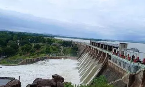 मूसलाधार बारिश.. हटनूर बांध से छोड़ा गया 13,000 क्यूबिक फीट पानी