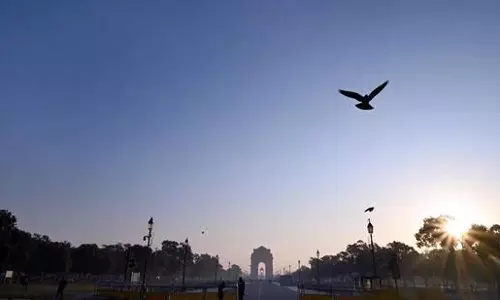 Strong winds से दिल्ली की हवा फिर से ‘मध्यम’ स्तर पर पहुंची