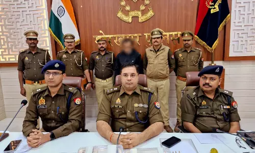 सिर्फ फाइव स्टार-लग्जरी होटलों को निशाना बनाने वाला चोर, पकड़ाया, पुलिस टीम को मिला पुरस्कार