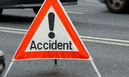 ब्रिटेन में सड़क दुर्घटना में भारतीय छात्र की मौत, 4 लोग घायल ब्रिटेन में सड़क दुर्घटना में भारतीय छात्र की मौत, 4 लोग घायल